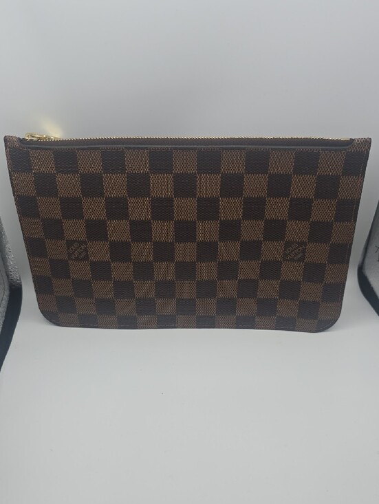 Louis Vuitton Handbags - Louis Vuitton Brown/Red Damier Ebene Neverfull MM Pochette Wristlet (NWOT)COA✨️